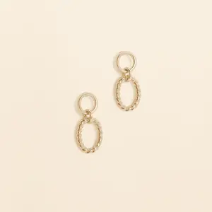 Lotti Loop Stud
