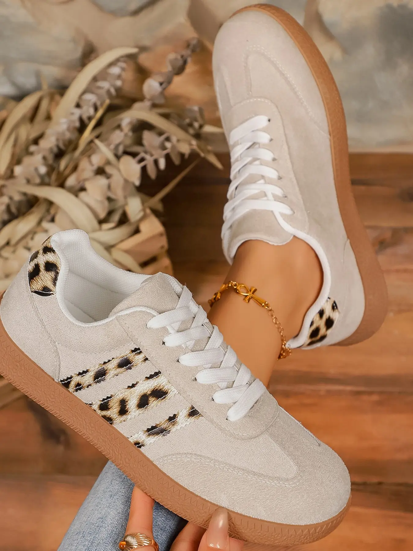 New Women's Leopard Stripe Training Shoes, Rubber Sole Casual Sneakers, Suede Leather Sporty Commuter Canvas Shoes, Leopard Print Sneakers