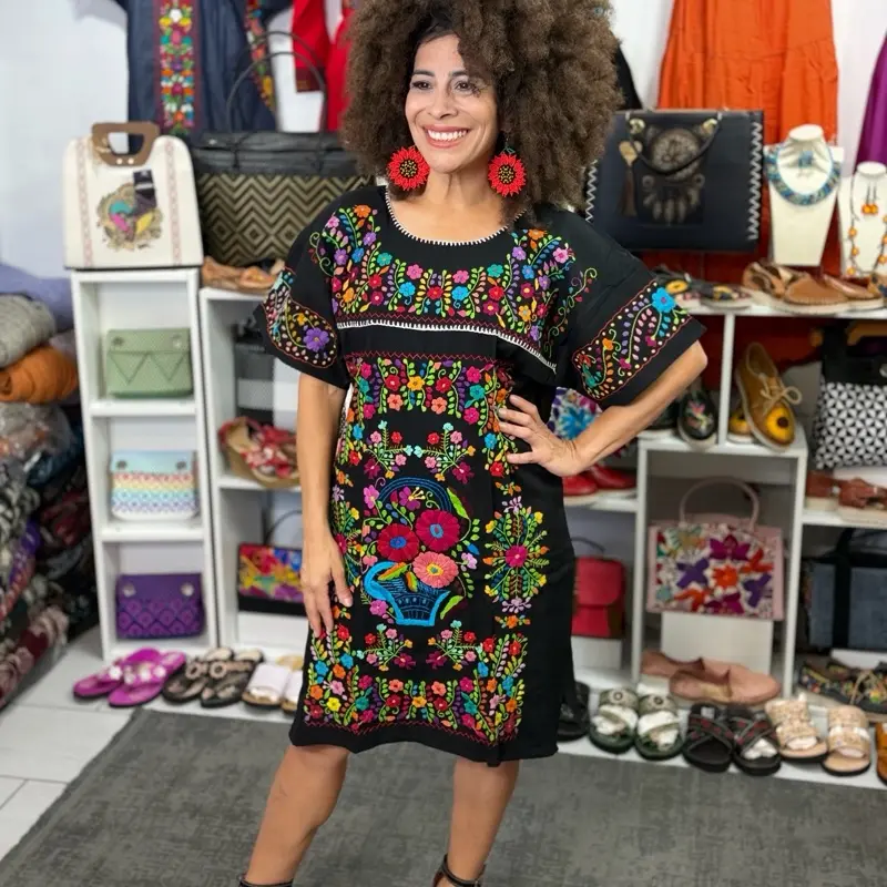 Vestido Xochitl relleno bordado a mano  - Handmade Embroidered Dresses in Oaxaca hand made in Mexico