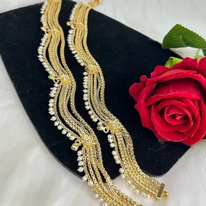 Elegant Gold Beautiful Anklets with Pearl Accents and Rhinestone Details for Women