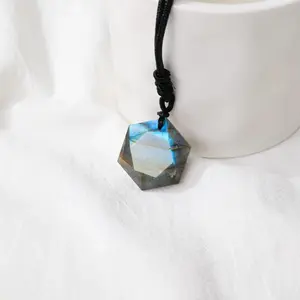 Natural Labradorite Stone Necklace Labradorite Crystal Pendant Necklace Amulet Adjustable for Daily Use Handmade Gift for her, Gift for him