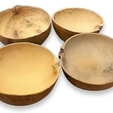 Jicaras Natural Wood Authentic Calabash Shape Jicara Bowl Set Pack - Essential for Santería Rituals and Spiritual Practices