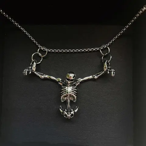 [Angela New Arrivals] Skull necklace punk style retro pendant necklace trendy personalized high-end jewelry necklace