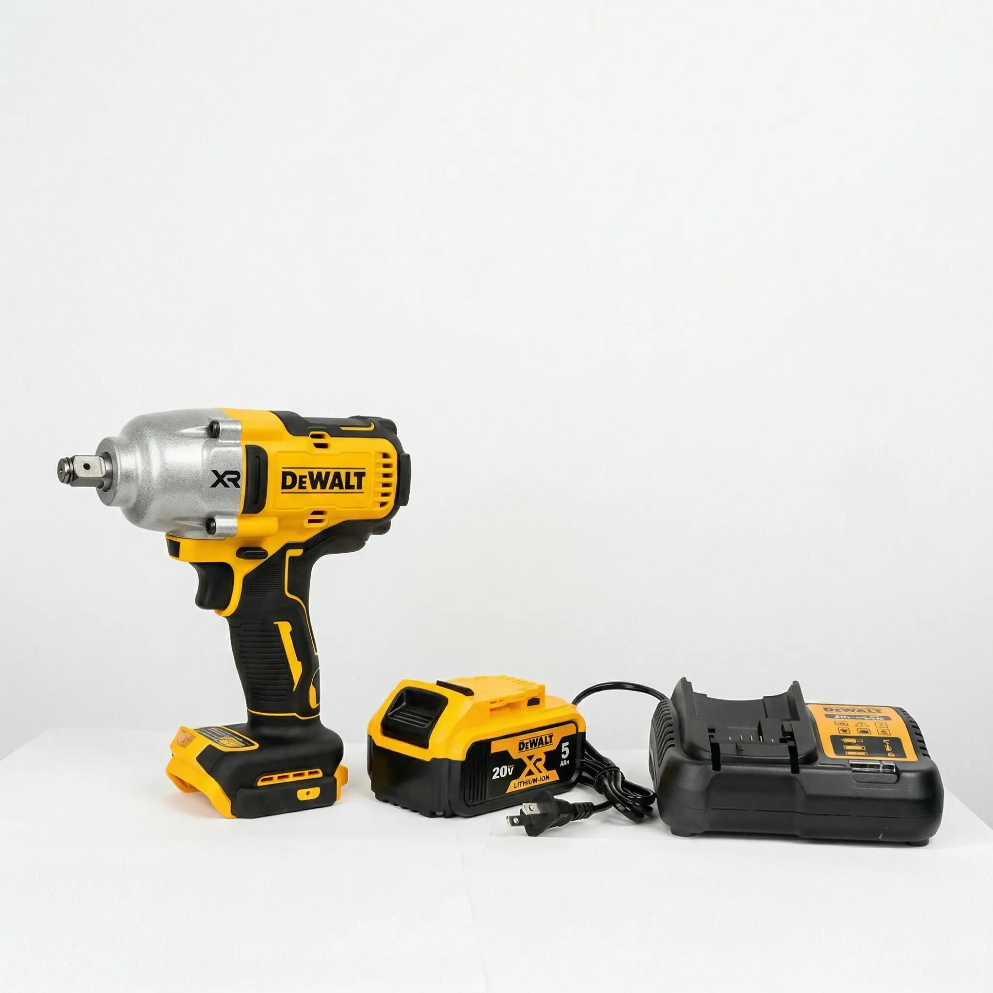 DCF900(one battery and one charger)