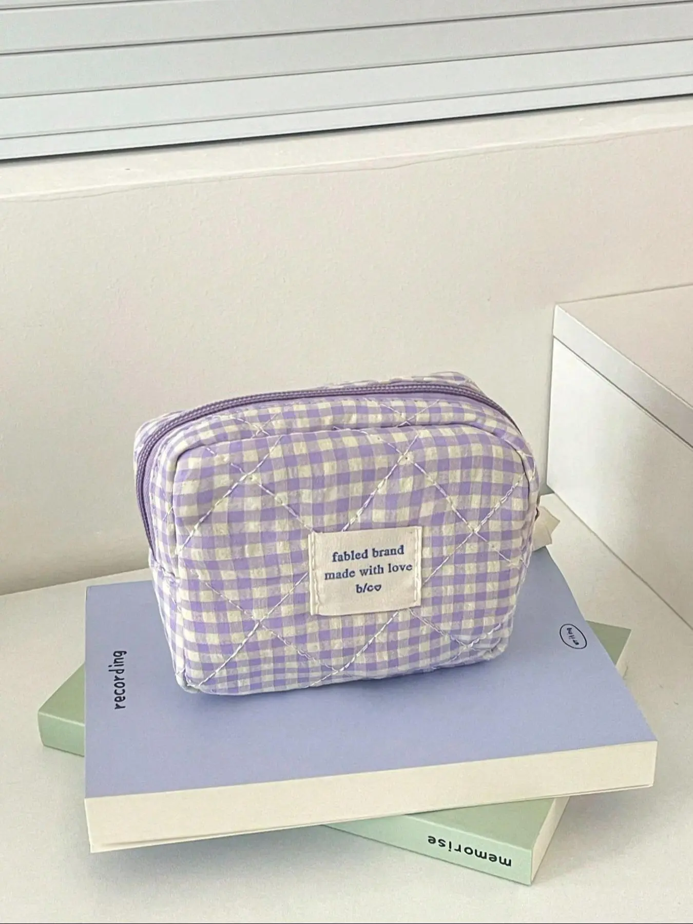 Quilted Lace Plaid Fabric Makeup Bag, Multifunctional Makeup Organizer Bag, Cute Zipper Makeup Bag, Women's Tampon Organizer, Makeup Bag with Zipper Closure, Cosmetic Pouch, Makeup Storage Bag, Cosmetics Organizer