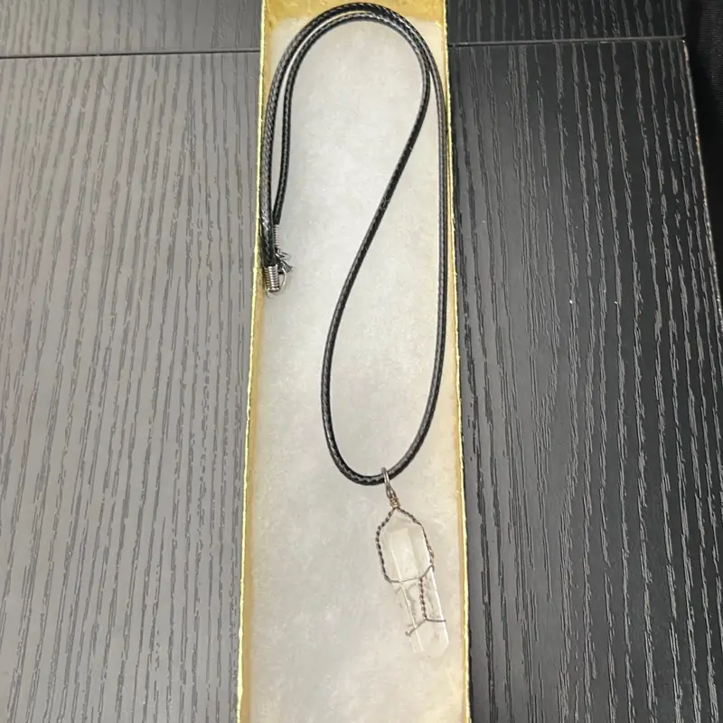 Clear Quartz Necklace, Natural Healing Crystal Pendant, Dainty Stainless Steel Chain for Women