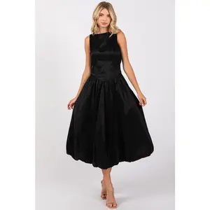 Cut Out Circle Back Bubble Midi Dress