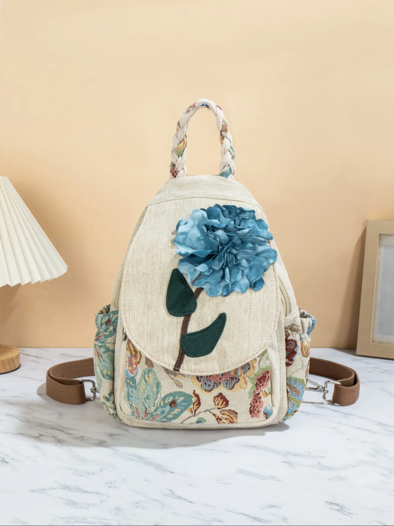 Boho Ethnic Style Handmade Floral Flowers Backpack, Casual Backpack, Stylish Casual Daypack, Multi-Layer Flap Chest Bag, Two-In-One Shoulder Bag, Random Cut, 1 Piece