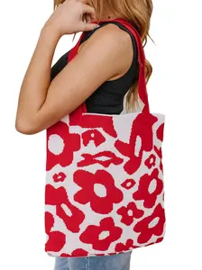Lazy Daisy Knit Bag in Red