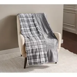 Berkshire 2-pk 60" x 70" Velvetsoft Rev Grace Fur Throws Berkshire 2-pk 60" x 70" Velvetsoft Rev Grace Fur Throws