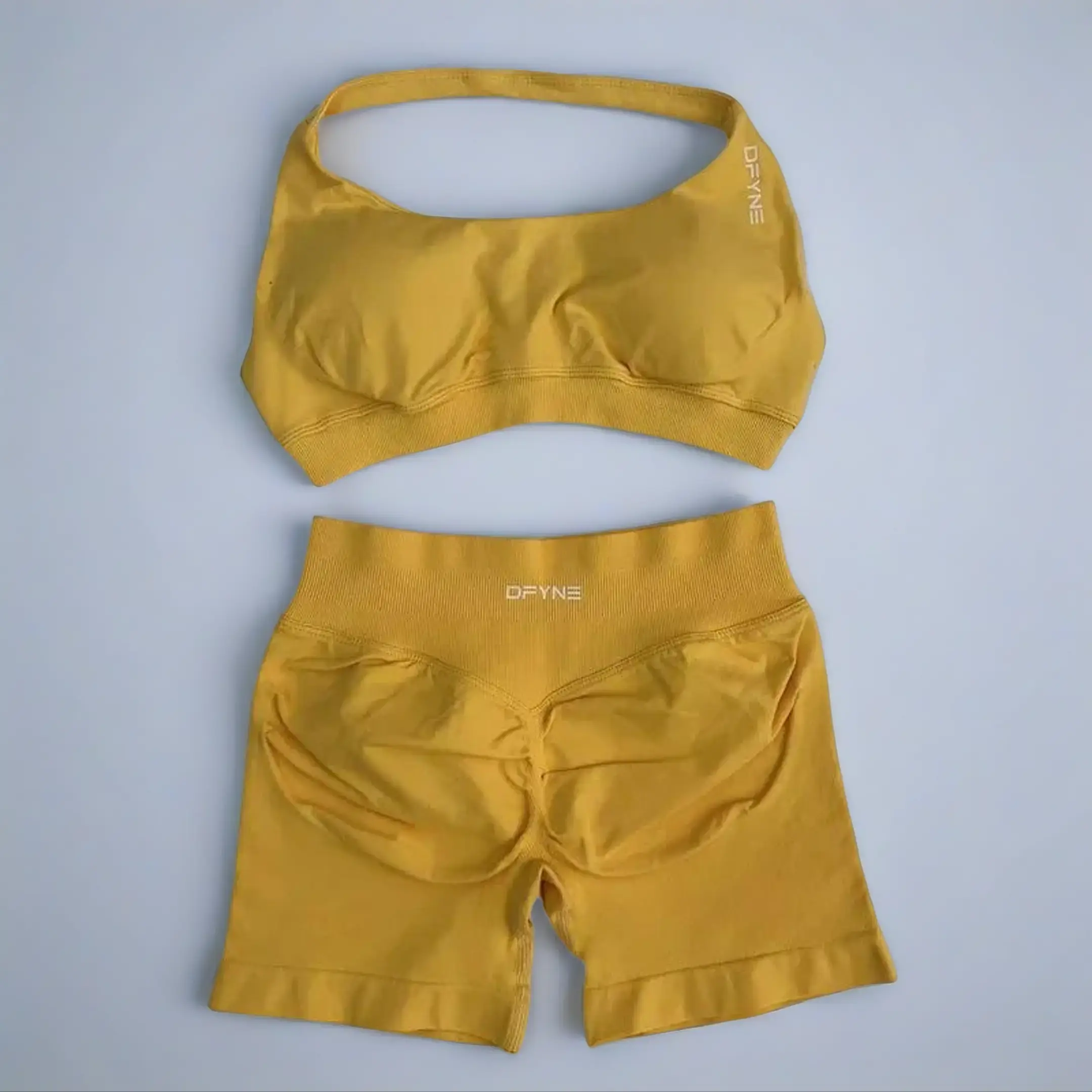 Dfyne Seamless Scrunch Bum Workout Set for Women – Halter Sports Bra & High Waisted Sculpt Gym Shorts Activewear Set Athleisure Set