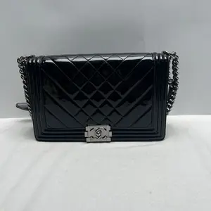Pre-owned CHANEL Patent Shoulder Bags Boy Black Diamond Pattern New Medium Black CPU1226