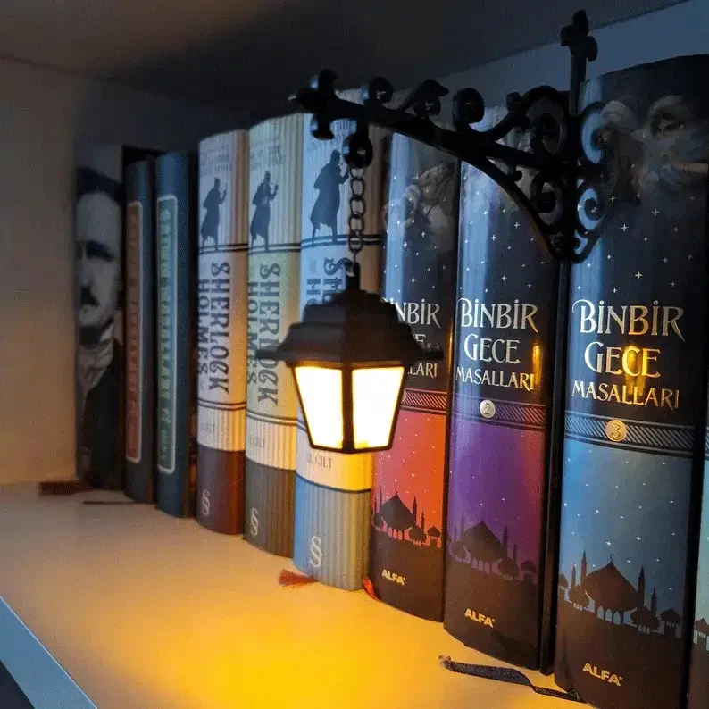 Library Lantern-Decorative Bookshelf Lighting, Vintage Miniature Hanging Shelf Lamp, Warm LED Nightlight, Reading Nook Literary Decor,Halloween decorations,Ambient Glow Light