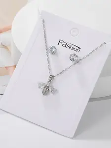 Elegant Bee Pendant Jewelry Set for Women, 3-Piece Luxury Design Earrings Necklace, Perfect Gift for Nature Lovers & Bee Enthusiasts