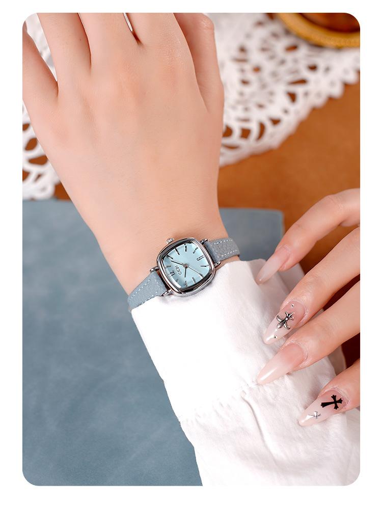 GEDI Vintage Oval Leather Watch for Women - Small Dainty Quartz Wristwatch, Minimalist Ancora Red Aesthetic Watch