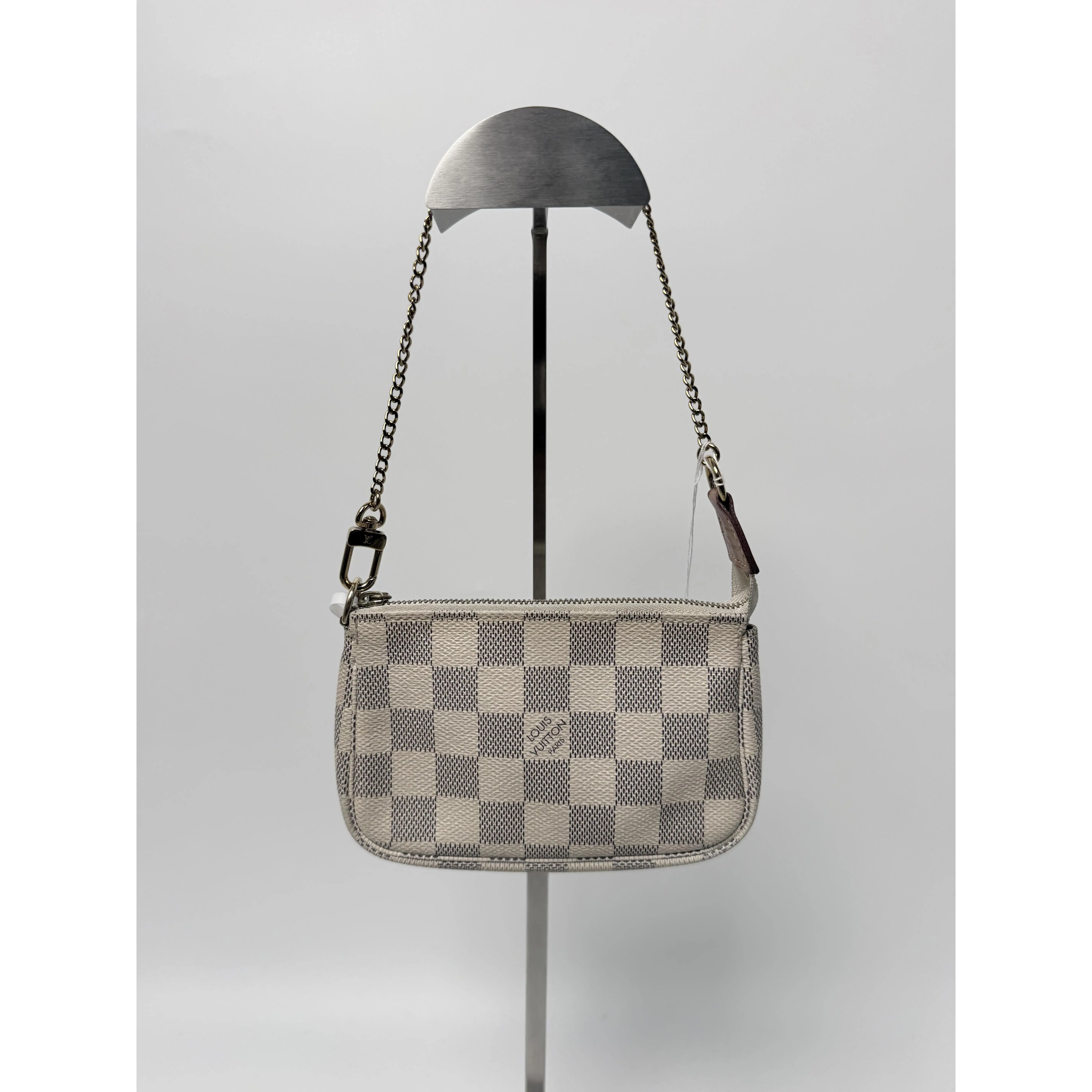 Pre-owned Louis Vuitton Leather Small Leather Goods Damier Azur Mini Pochette JD0420LV