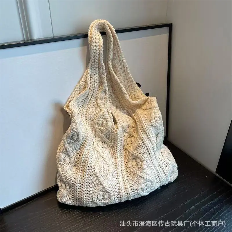 805 Fried Dough Twists Beige