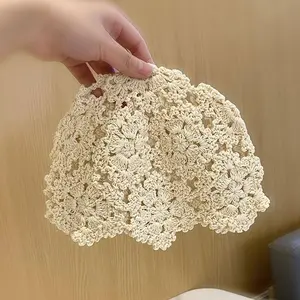 Autumn Winter Knitted Hat Hollowed Out Knitted Hat Flowers Lace Beret Cap Fashion Casual Skullies Hat for Women Bonnet Hat 모자