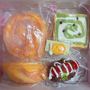 [Random Style]  Food Set Squishy, Handmade Sensory Fidget Toys, Soft Slow Rising Squeeze Toy for Stress & Anxiety Relief, Mystery Party Gift for Adults & Kids