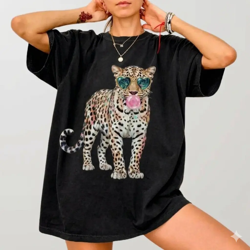 Women's Leopard Bubblegum Sunglasses Graphic T-Shirt - Casual Lady Streetwear Cute Animal Print Tee, Fun Safari Aesthetic Gift