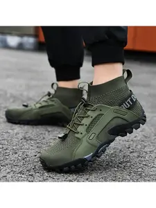 A pair of men's outdoor wading canyoning shoes, breathable and quick-drying mesh, non-slip and wear-resistant, suitable for beach, camping, outdoor and water sports casual wear, Outdoor Sports Footwear