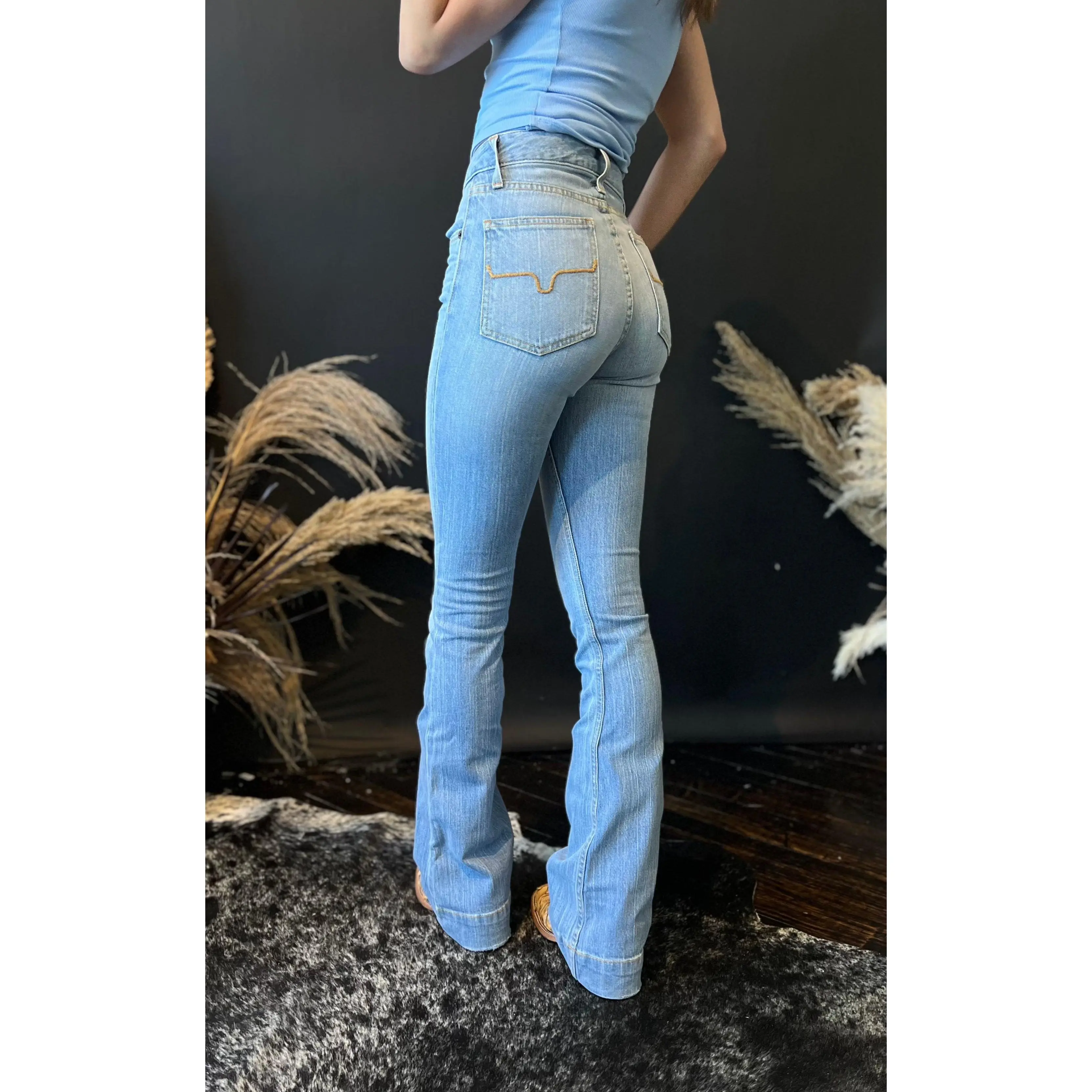 Women's Kimes Ranch Jennifer Light Wash Denim Jeans, Cotton-Spandex Fabric Bottoms for Women, Jeans For Women