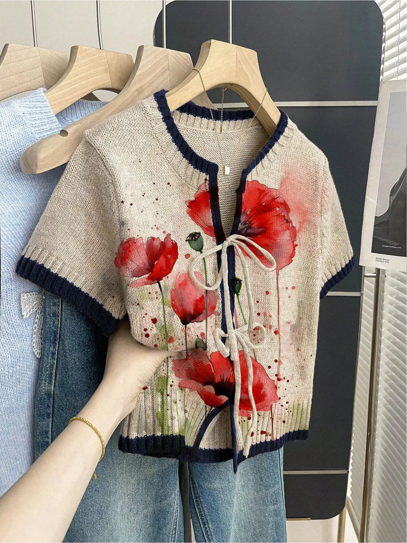 Bohemian casual vacation style loose round neck contrast red flower print short sleeve knit top, front tie design, contrast piping, khaki, Floral, Boho Floral Printed, women's spring summer casual top, Boho tie neck, Womenswear