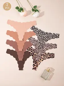 Women's Solid Color/Leopard Print Scallop Trim Thong, Soft Comfortable Breathable Seamless Panty for Daily Wear, Women's Pastel Underwear for All Seasons