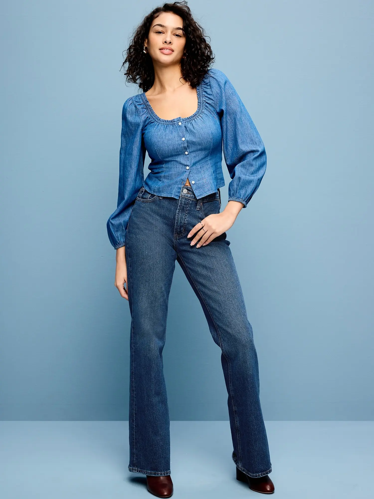 Old Navy Women's Mid-Rise Loose Boot-Cut Jeans