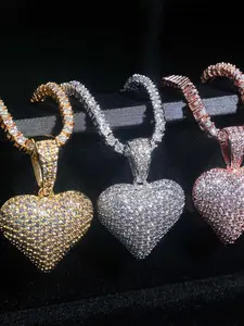 LYEECYEE Fashion Hip-Hop Jewelry Pendant, Heart Pendant Vintage Hip-Hop Trendy Streetwear Necklace for Men and Women, the perfect gift for festivals and parties.