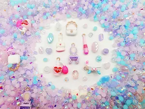 [Express] LUXURY - Elegant & Sparkling Charms for DIY Jewelry & Accessories Rhinestone Decorated Heart Diy Nail Art Diy Manicure Kit Acrylic Material