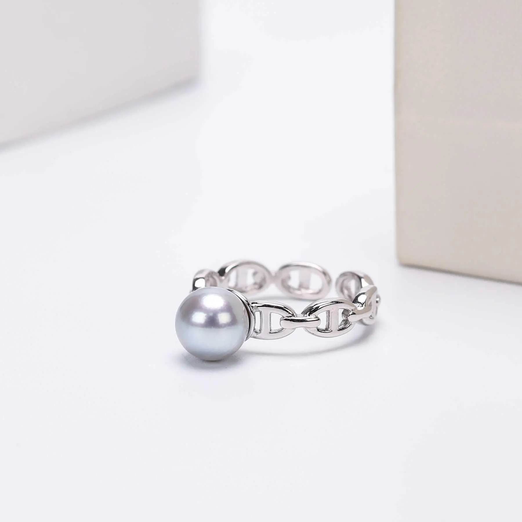 Genuine Pearl 7-8mm Seawater Akoya Round Pearl 925 Sterling Silver Pig Nose Chain Ring, 2.59g, Rue Gray Fashion Costume Jewelry Auction, Premium Pearls
