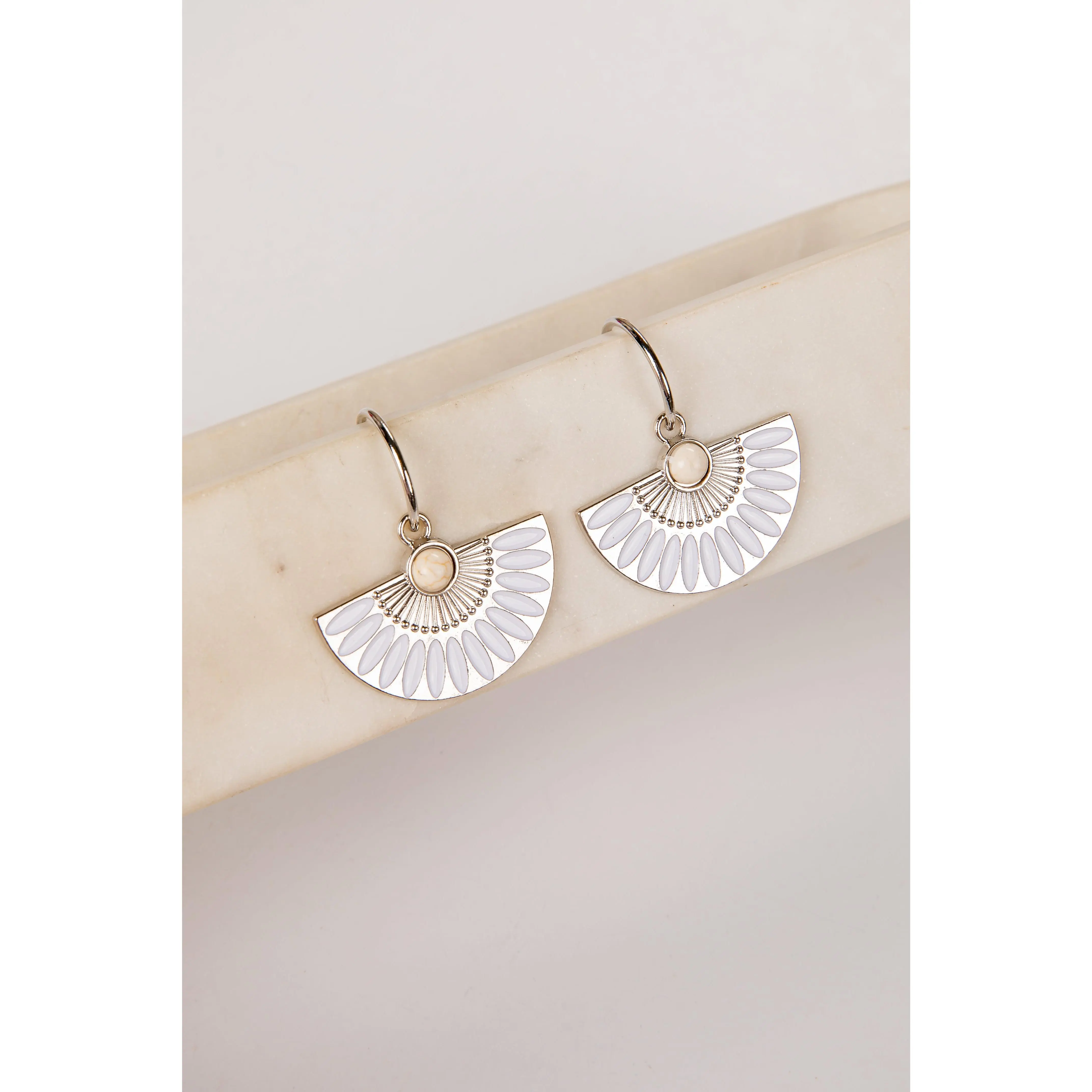 Quinn Shell Fan Drop White Earrings