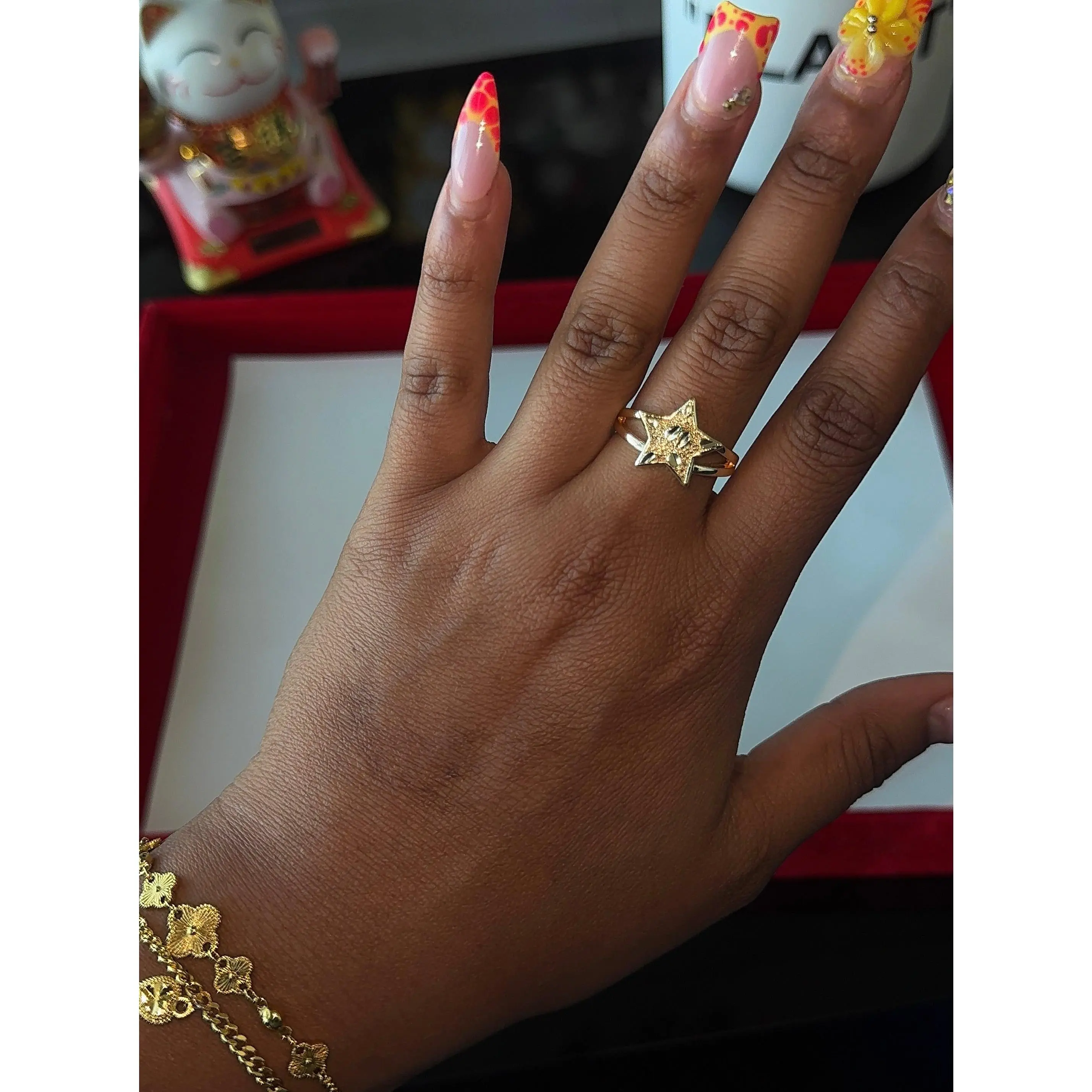 18K Nugget Star Ring