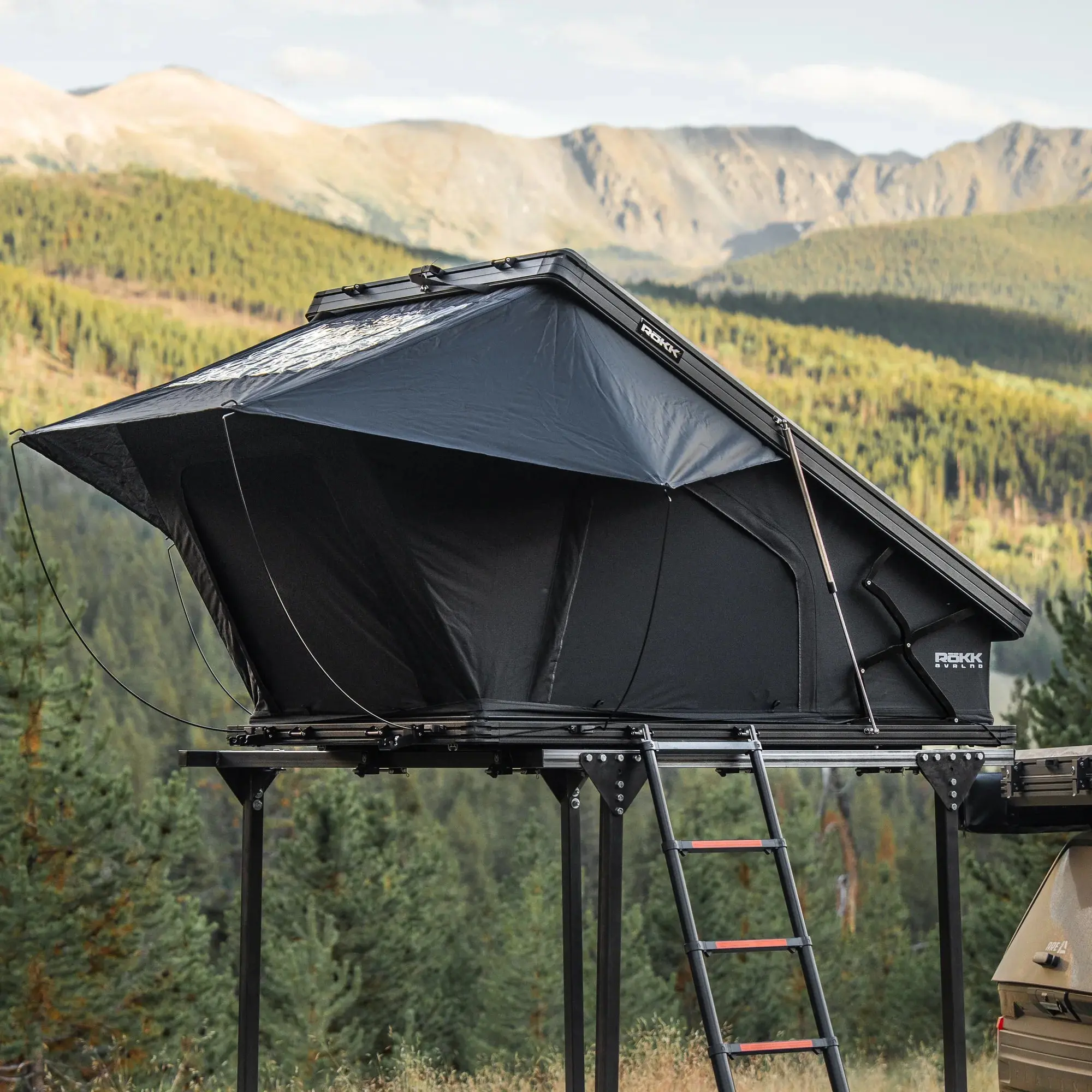RÖKK Överland The ÖVRLNDR 2 Person Rooftop Tent
