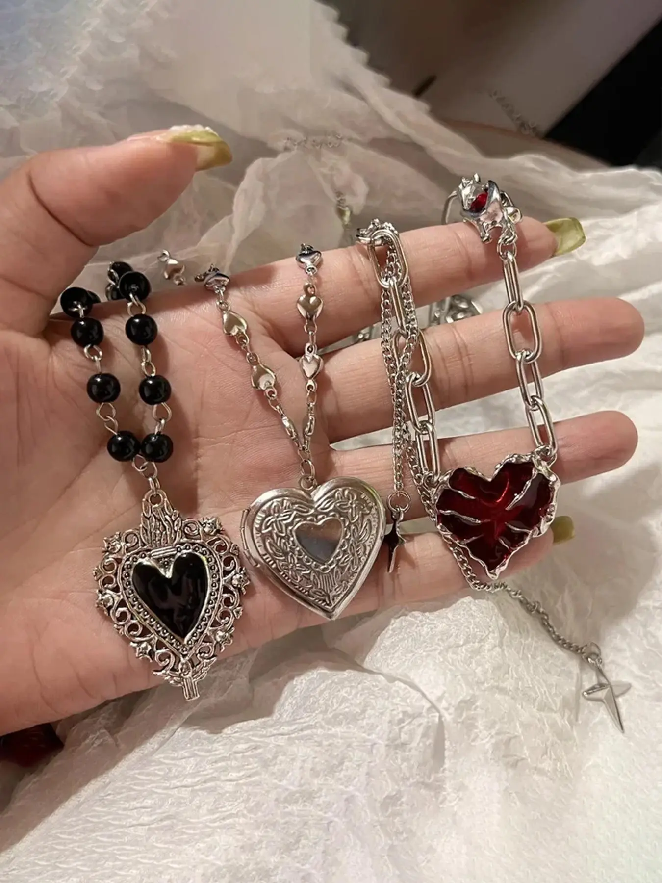 Heart Shaped Pendant Necklace, Trendy Charms Necklace, Hearts Pendant Necklace, Fashion Jewelry for Party, Daily Clothing Decor, Trendy All-match & Exquisite Jewelry for Birthday Gift, Necklace Set, Alloy Necklace, Fashionable Accessory
