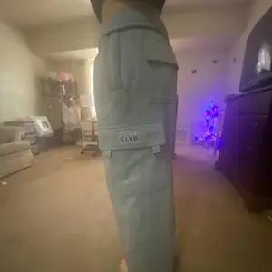 PROCLUB Men's Heavyweight Cargo Sweatpants PRO CLUB Cargo Pants 6 Pockets Casual Fleece Pants Hip Hop Harem Casual Loose Fit Elastic Big and Tall