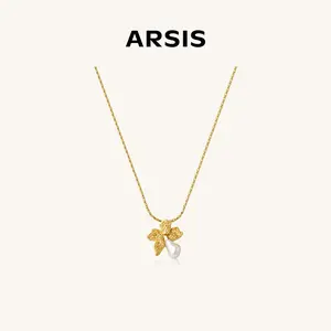 Innocence Age-Baroque Pearl Five-Petal Flora Necklace [ARSIS JEWELRY]