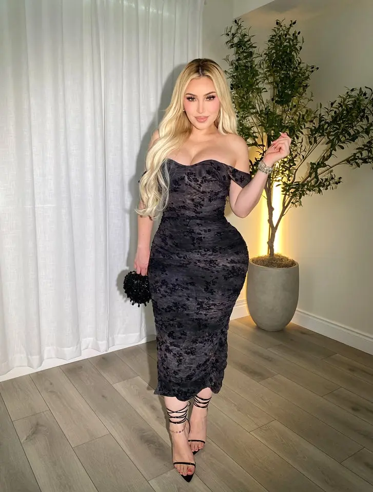 black dress with white pearls - TikTok Shop black dress with white pearls - TikTok Shop