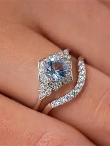 2pcs New Style Vintage Elegant Luxurious Folwer Blue Cubic Zirconia Rings for Women Fashion Engagement Rings Charm Wedding Engagement Ring Bridal Jewelry Christmas Valentine's Day Anniversary Gifts Engagement Ring Set