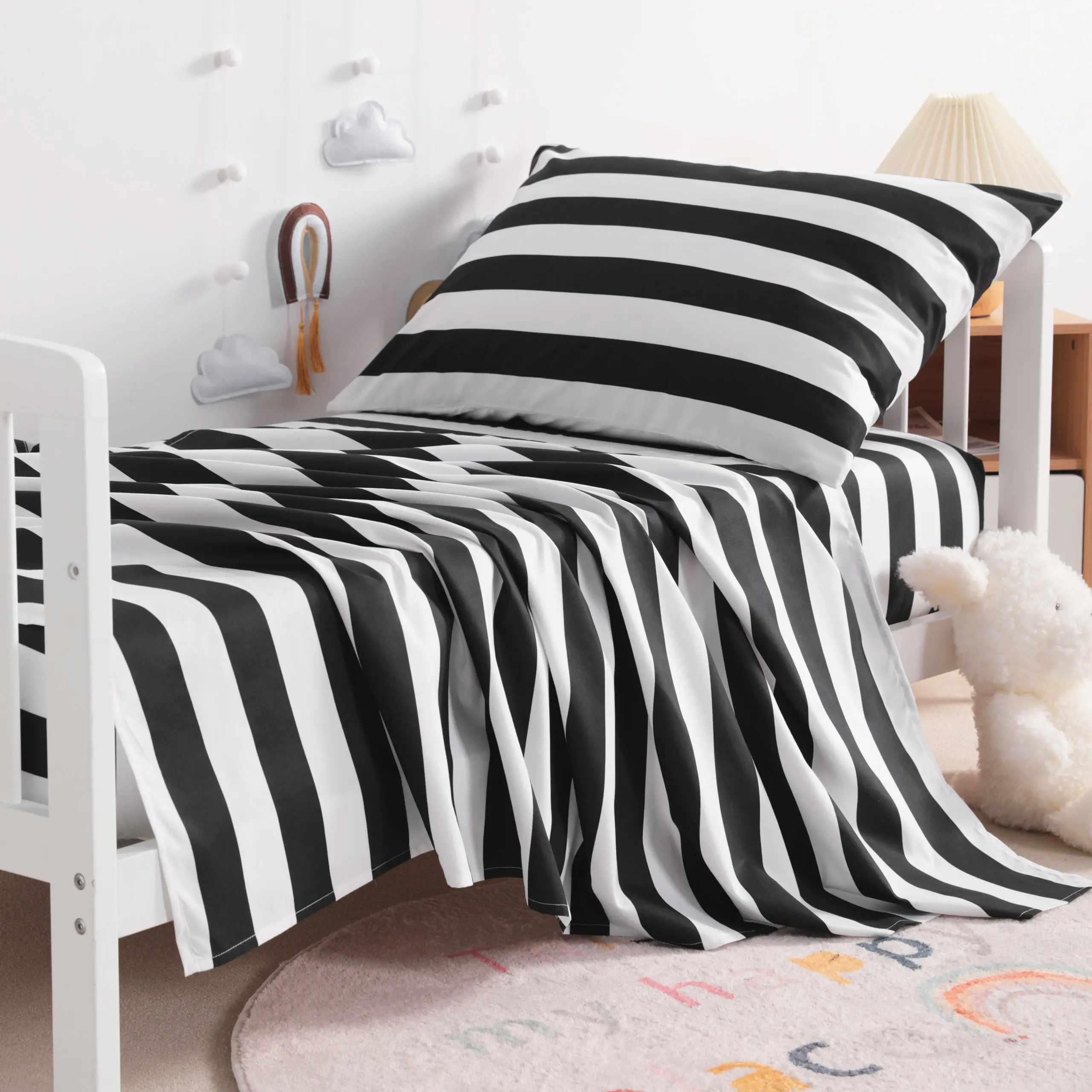 black and white stripes