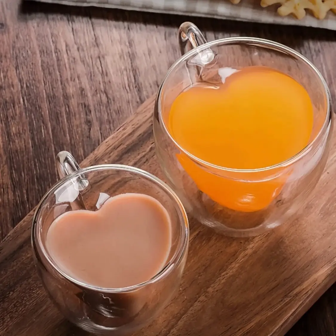 Heart Shaped Double Wall Glass Mug, Insulated Anti-Scald Clear Glass Cup, Glass drinking cup, Food Grade BPA Free Lead & Cadmium Free Heat Resistant Drinkware Tumblers for Tea Espresso Coffee, Dishwasher Safe for Home Bar Party Wedding Daily Use