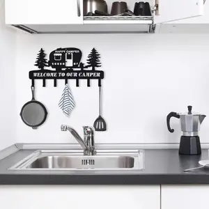 Rustic Camper Key Holder with 7 Hooks, Pine Tree Design Metal Wall Rack, Kitchen Decorative Storage Rack for Kitchen