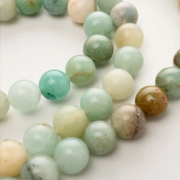 JS Crystal Natural Amazonite Beaded Calm Bracelet - Chic, Smooth Tropical Ocean Style, Mint Serenity Vibe, Watery Green Veined Nature Crystal Jewelry Accessory, Nature Crystal Bracelet