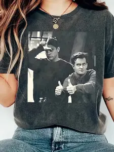 Women's "Friends Classic Meme" Nostalgic Sitcom Graphic T-Shirt - Dark Washed Oversized Tee with Black & White Funny Pose Print - Casual, Streetwear for Friends Fans, Daily Hangouts & Comedic Outfits - Retro Sitc