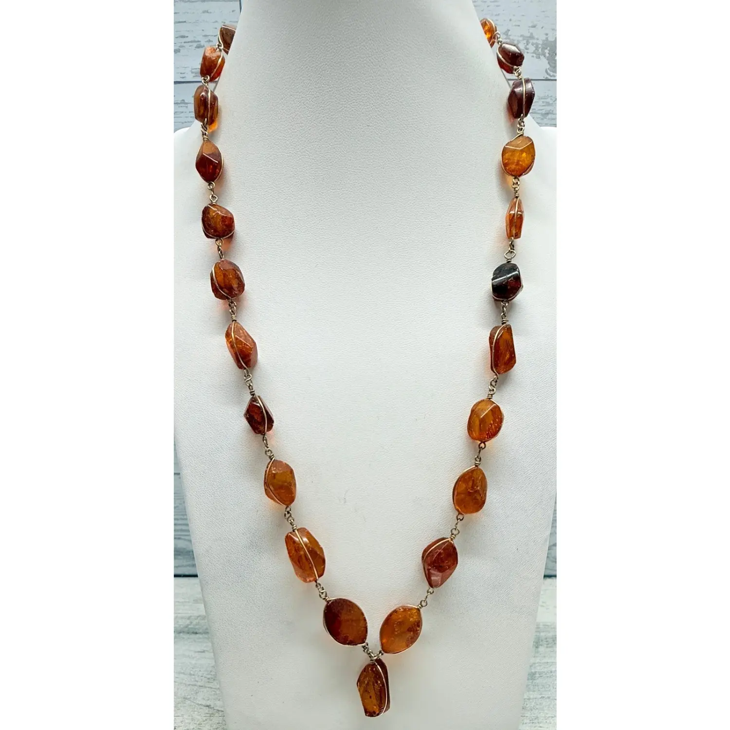 Vintage 1940s Baltic Amber Inclusions Wire-Wrap Cabochon Necklace, Graduated Size Amber Jewelry Accessory