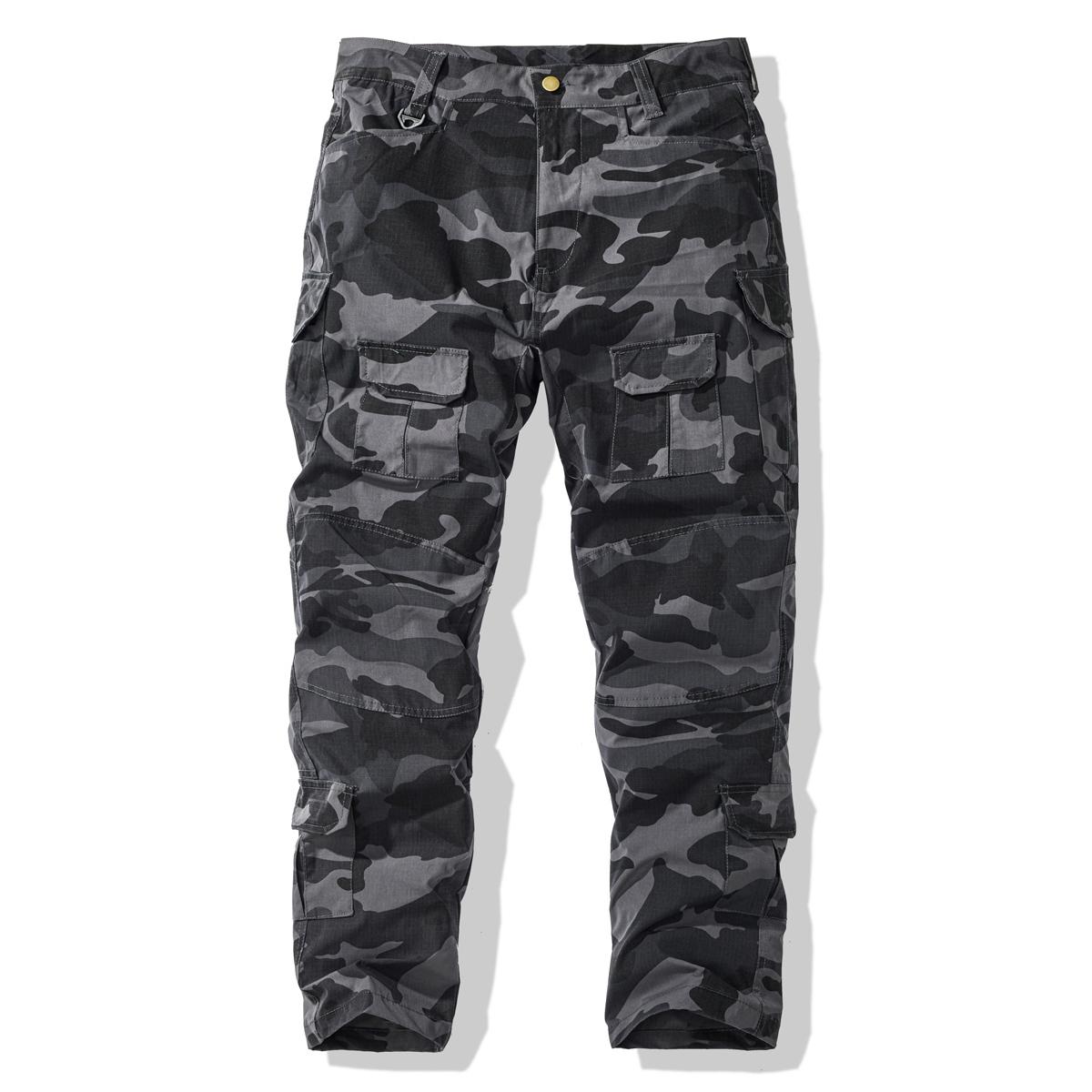 Heavyweight camouflage work pants that are durable and highly functional, featuring a camouflage pattern for work environments and spring use.