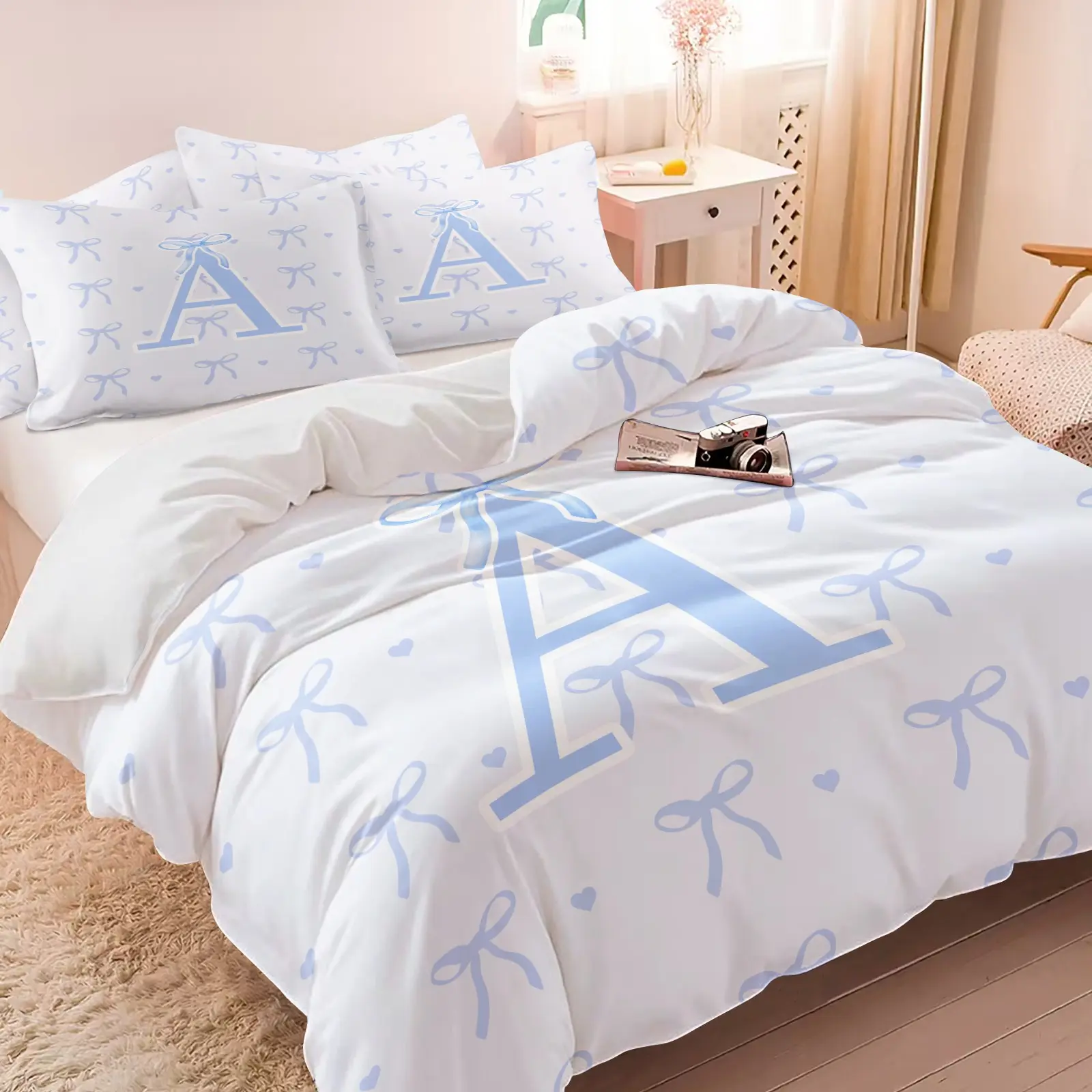 2/3Pcs Light Blue Coquette A-Z Initial Duvet Cover Set, No Filler, Bow Heart Print Comforter Cover, Preppy Aesthetic Soft Pastel Bedding Set with Pillowcases, Girls Teens Bedroom Decor, Soft Bedding Sets, Comfy Bedding Set