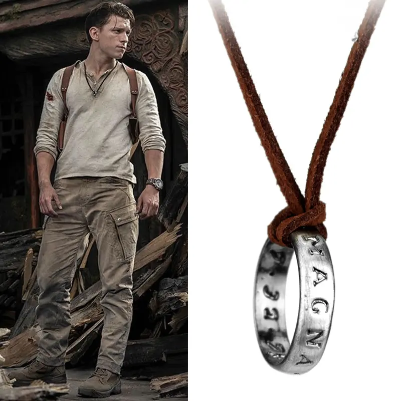 Uncharted 4 Nathan Drake Cosplay Necklace - Vintage Engraved Pendant, Leather Chain, Engraved Nameplate, Monogrammed Metal, Character Graphic, Personalized, Pirate Motif Game Jewelry Prop, Engraved Nameplate Necklaces, Monogrammed Metal Necklaces