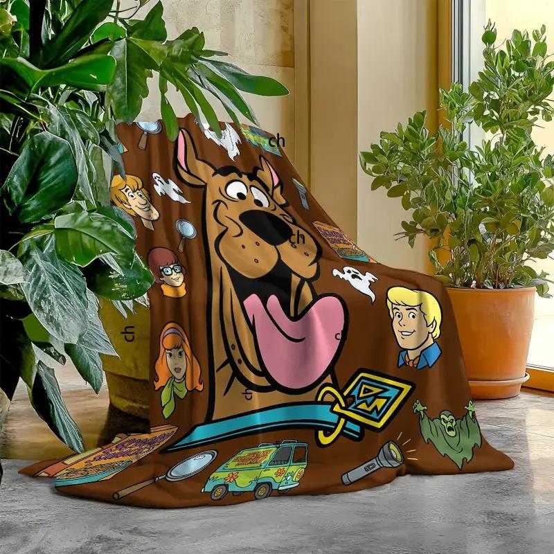 Sale! Scooby-Doo flannel blanket It is made of soft and warm material and can be used as a decorative blanket on the bedside. The pattern includes images of mysterious robots, ghosts, Scooby-Doo and snacks，Suitable for giving to fans, friends and children